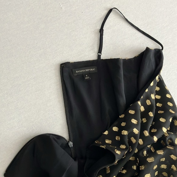 Banana Republic Gold Dot Dress (6) - Picture 10 of 11